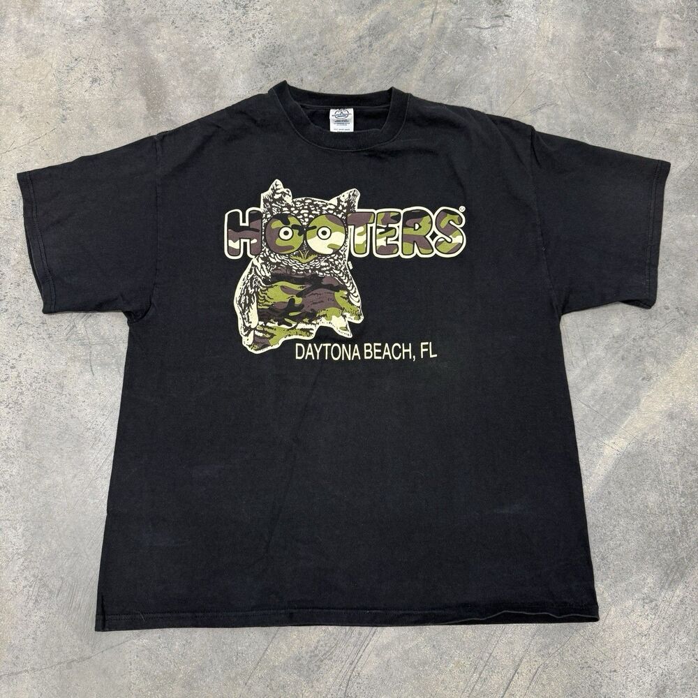 Vintage Hooters Daytona Beach FL T-Shirt Mens XL Can You See Me Now?